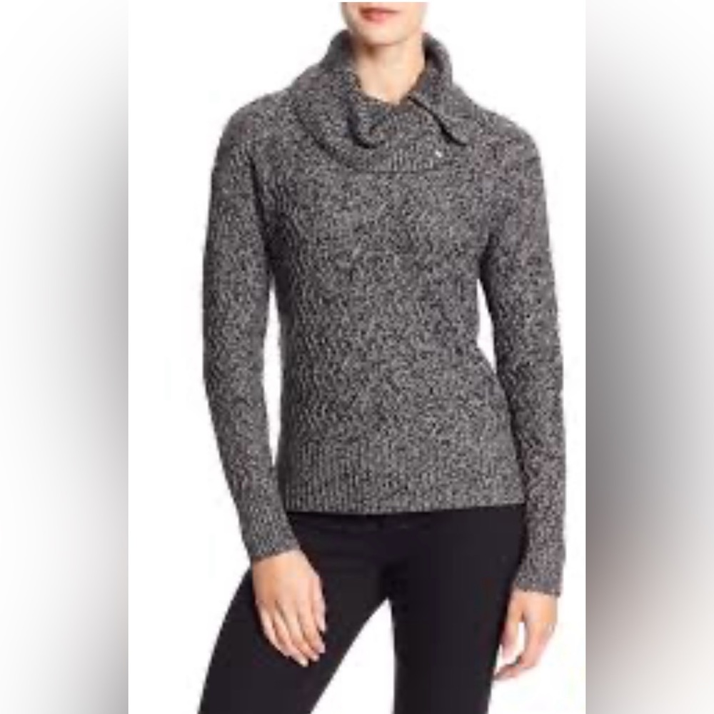 Banana republic women’s‎ size, medium cable, knit, cowl neck sweater,